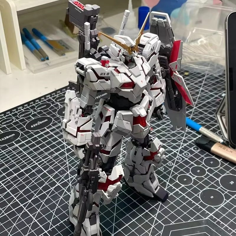En stock HG 1/144 RX-0 Unicorn - Bandai Gundam Rg reseña y precio